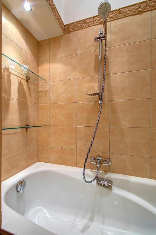 Romantic City Center Apartment In Old Town VNO Exterior photo